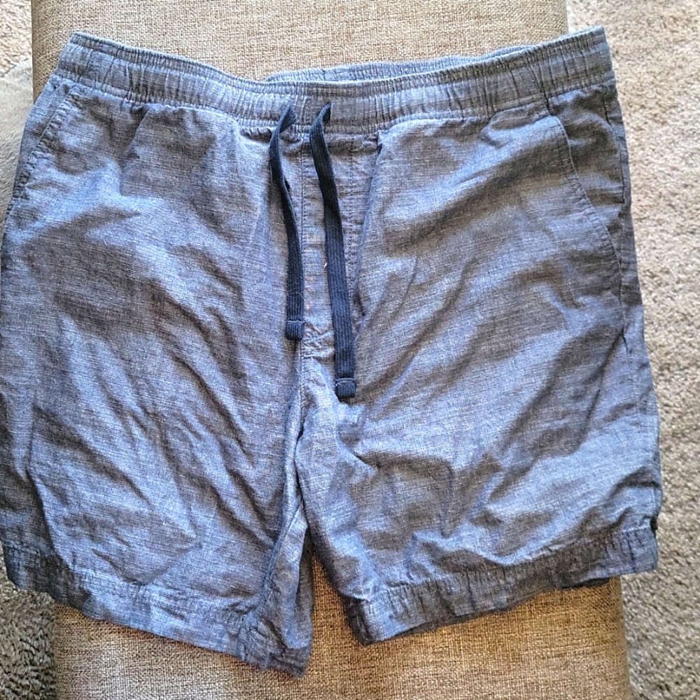Cotton/Demin-Like Shorts